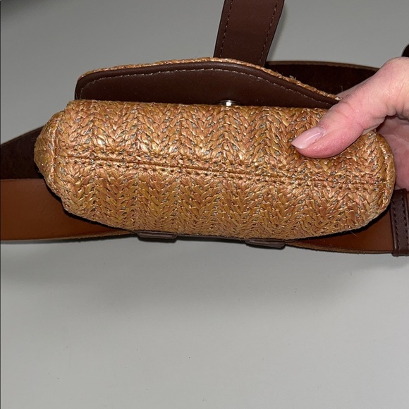 Source Unknown Tan and Brown Belt Bag SZ S-M main image 12